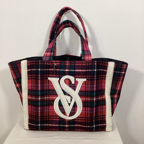 Victoria Secret Tote Bag Red Plaid Large Quilted NWT Shoulder Bag Purse - Picture 5 of 6